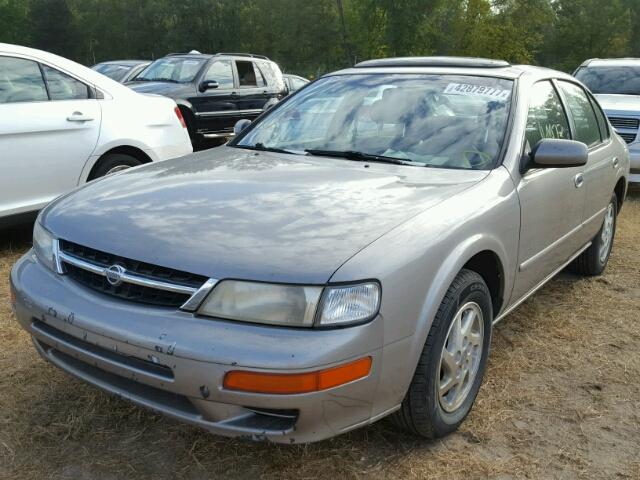 JN1CA21D8XT214575 - 1999 NISSAN MAXIMA GLE BEIGE photo 2