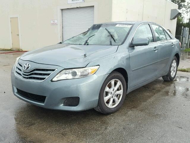 4T1BF3EK3BU600036 - 2011 TOYOTA CAMRY BASE BLUE photo 2