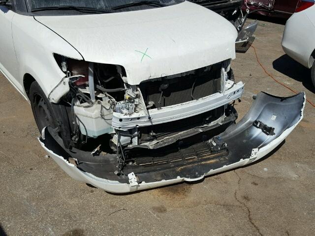 JTLZE4FE0EJ056903 - 2014 TOYOTA SCION XB WHITE photo 9