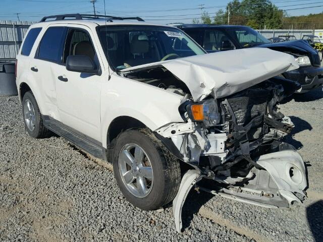 1FMCU9D75CKB61302 - 2012 FORD ESCAPE XLT WHITE photo 1