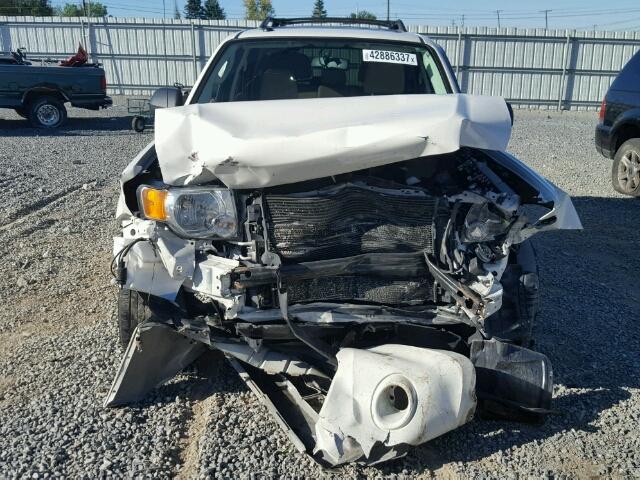 1FMCU9D75CKB61302 - 2012 FORD ESCAPE XLT WHITE photo 7