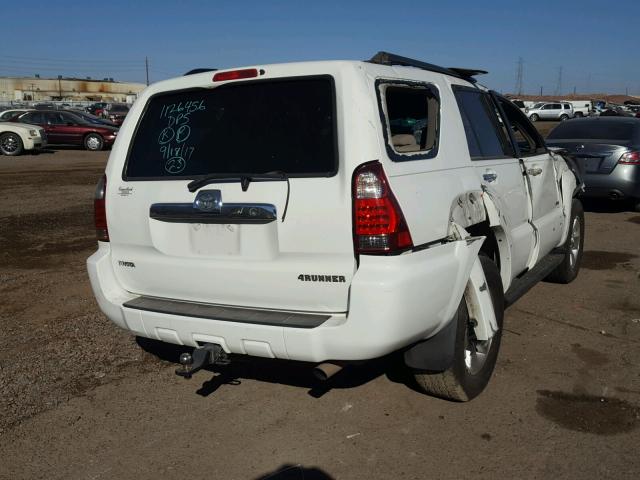 JTEBU14R660085443 - 2006 TOYOTA 4RUNNER SR WHITE photo 4