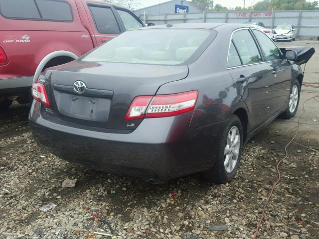 4T4BF3EK3BR205781 - 2011 TOYOTA CAMRY BASE GRAY photo 4