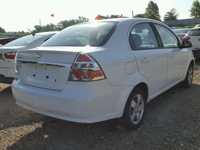 KL1TD5DE1BB196100 - 2011 CHEVROLET AVEO LS WHITE photo 4