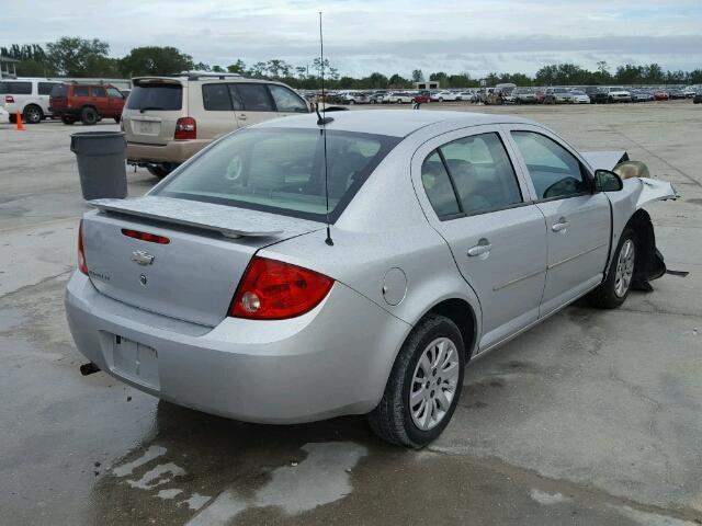 1G1AT58H197131132 - 2009 CHEVROLET COBALT LT SILVER photo 4