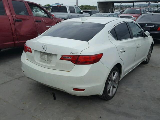 19VDE1F59DE007448 - 2013 ACURA ILX 20 PRE WHITE photo 4