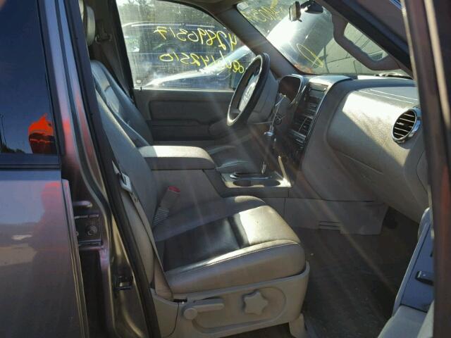 1FMEU73E26UB59500 - 2006 FORD EXPLORER X GRAY photo 5