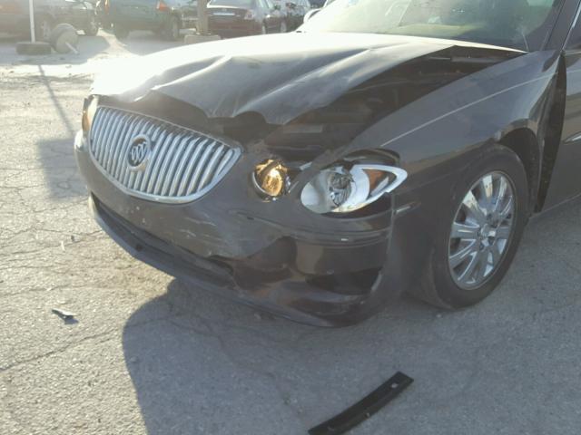2G4WD582281157784 - 2008 BUICK LACROSSE C BROWN photo 9