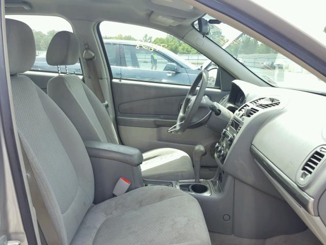 1G1ZS58F68F120586 - 2008 CHEVROLET MALIBU LS Gümüş foto 5