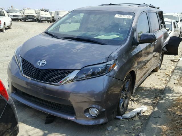 5TDXK3DC8FS659285 - 2015 TOYOTA SIENNA SPO GRAY photo 2