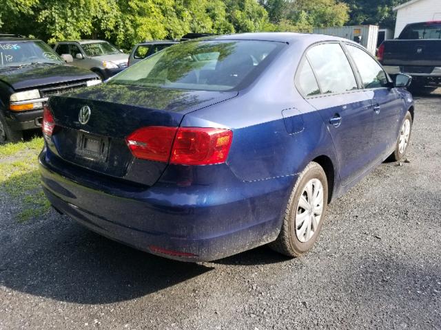 3VW2K7AJ5EM322914 - 2014 VOLKSWAGEN JETTA BASE Կապույտ լուսանկար 4