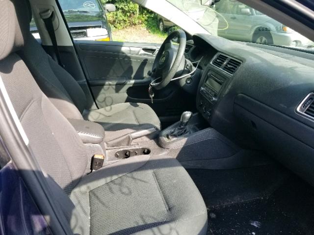 3VW2K7AJ5EM322914 - 2014 VOLKSWAGEN JETTA BASE Կապույտ լուսանկար 5