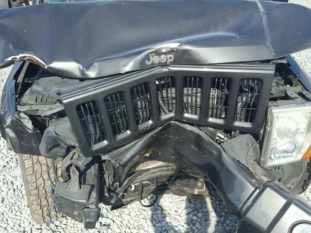 1J8HG48K56C129511 - 2006 JEEP COMMANDER GRAY photo 7