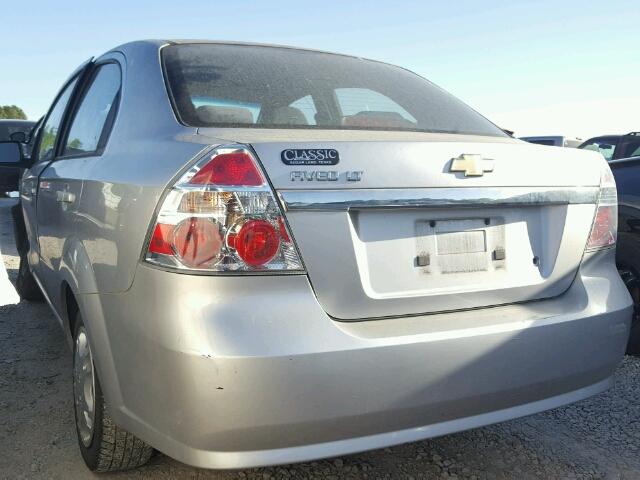 KL1TD56E79B309152 - 2009 CHEVROLET AVEO SILVER photo 3