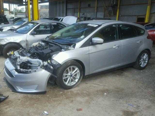 1FADP3K23FL307415 - 2015 FORD FOCUS SILVER photo 2