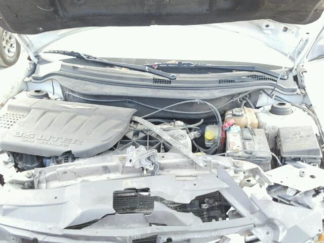 2C4GM684X4R609198 - 2004 CHRYSLER PACIFICA WHITE photo 7