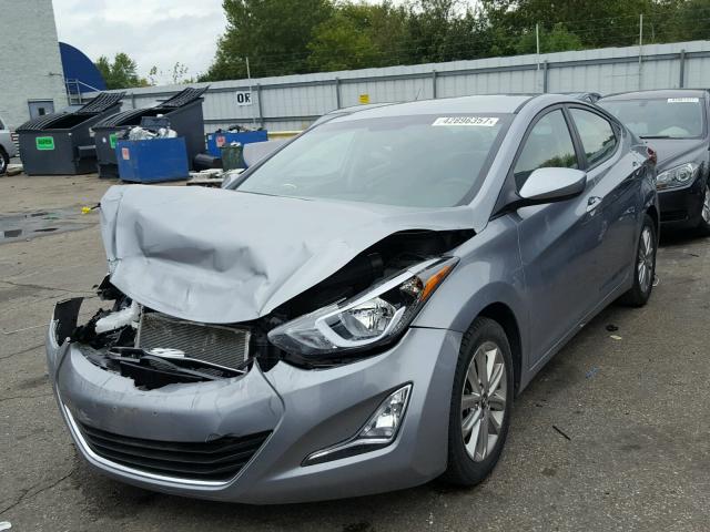 5NPDH4AEXFH551107 - 2015 HYUNDAI ELANTRA GRAY photo 2