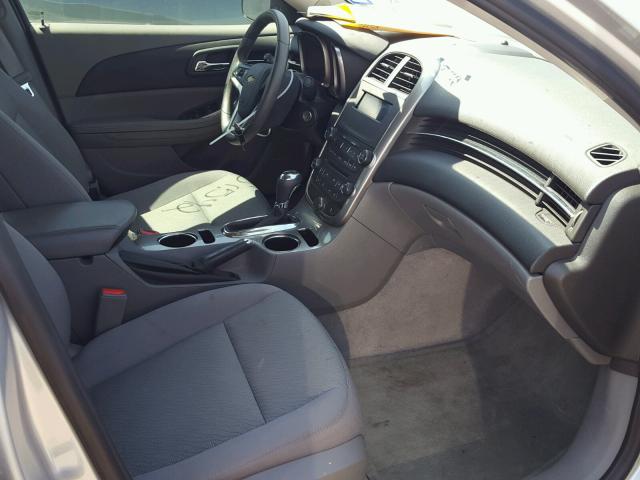 1G11B5SL6FF339167 - 2015 CHEVROLET MALIBU LS ვერცხლისფერი ფოტო 5