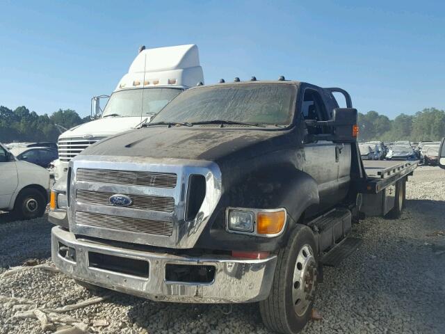 3FRWX6FC8BV437557 - 2011 FORD F650 SUPER BLACK photo 2