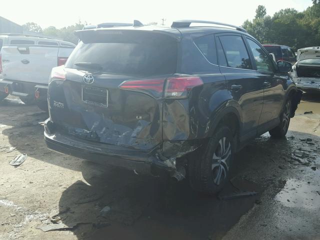 2T3ZFREV7HW342048 - 2017 TOYOTA RAV4 LE Սև լուսանկար 4