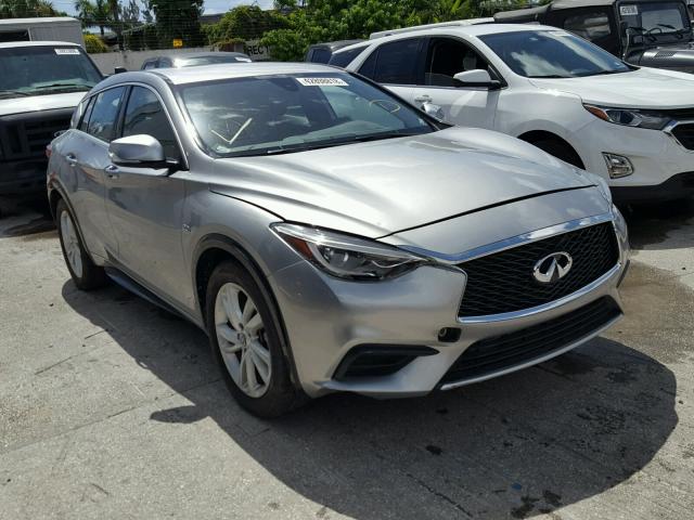 SJKCH5CP6HA039805 - 2017 INFINITI QX30 BASE SILVER photo 1