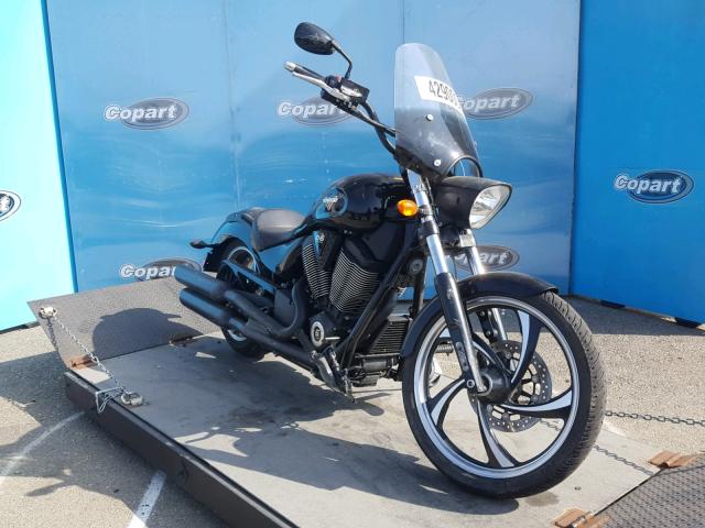 5VPGA36N7D3025984 - 2013 VICTORY MOTORCYCLES VEGAS 8-BA BLACK photo 1