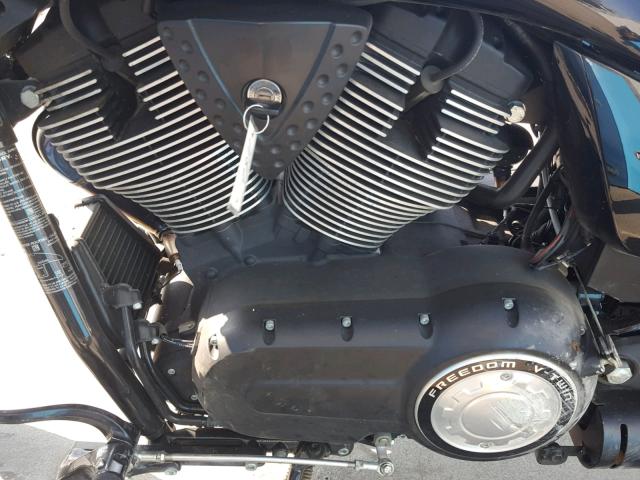 5VPGA36N7D3025984 - 2013 VICTORY MOTORCYCLES VEGAS 8-BA BLACK photo 7