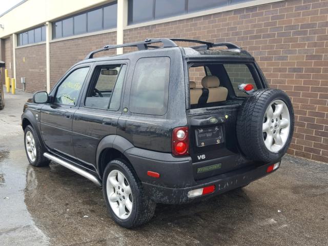 SALNY222X2A363601 - 2002 LAND ROVER FREELANDER BLACK photo 3