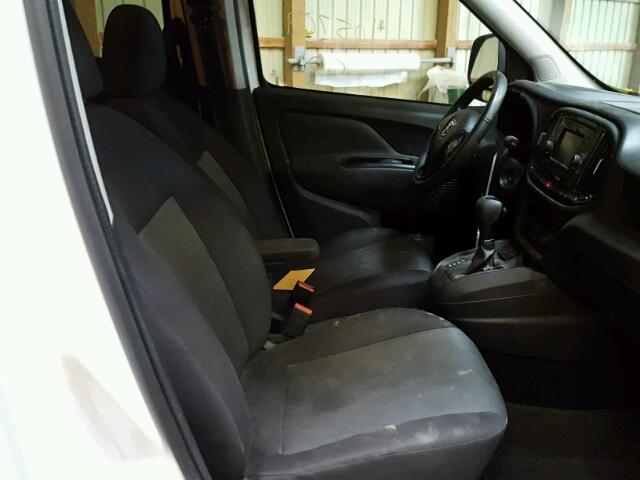 ZFBERFBT0F6965908 - 2015 RAM PROMASTER 白色 照片 5