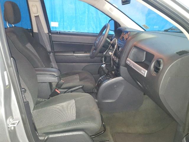 1C4NJDBB8GD780535 - 2016 JEEP COMPASS SP GRAY photo 5