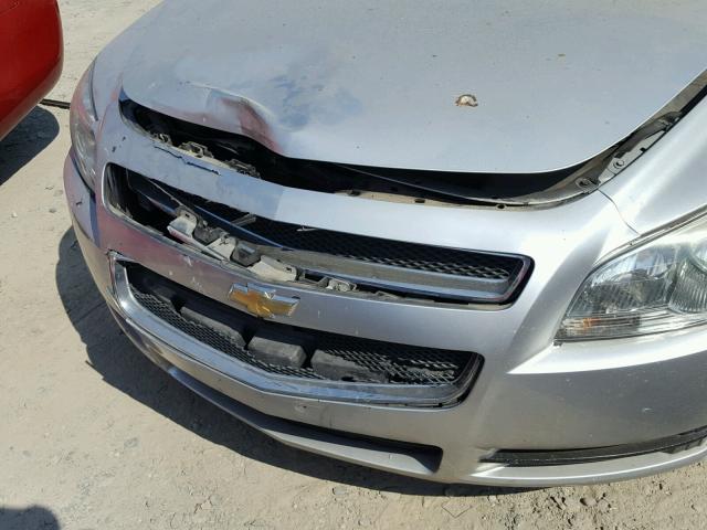 1G1ZA5EK3A4139862 - 2010 CHEVROLET MALIBU LS ვერცხლისფერი ფოტო 9