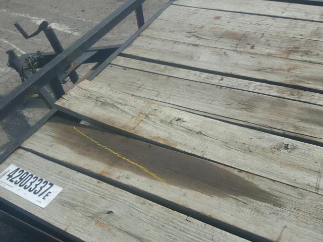 48MFS182145050588 - 2004 UTILITY TRAILER BLACK photo 7