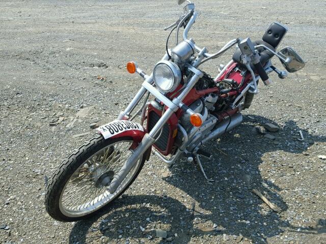 JS1VS52A1V2101931 - 1997 SUZUKI VS800 GLP RED photo 2