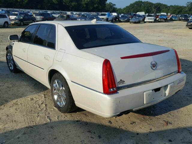 1G6KH5EY7AU138449 - 2010 CADILLAC DTS PREMIU WHITE photo 3