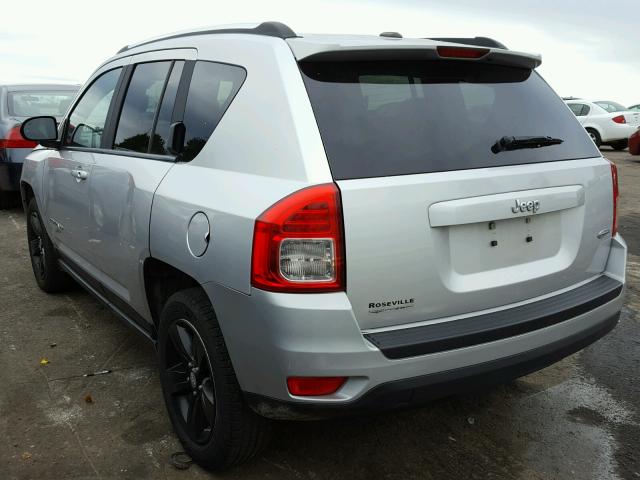 1J4NT1FB1BD253619 - 2011 JEEP COMPASS SILVER photo 3