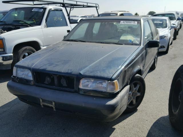 YV1LS5514S1208301 - 1995 VOLVO 850 BASE GREEN photo 2