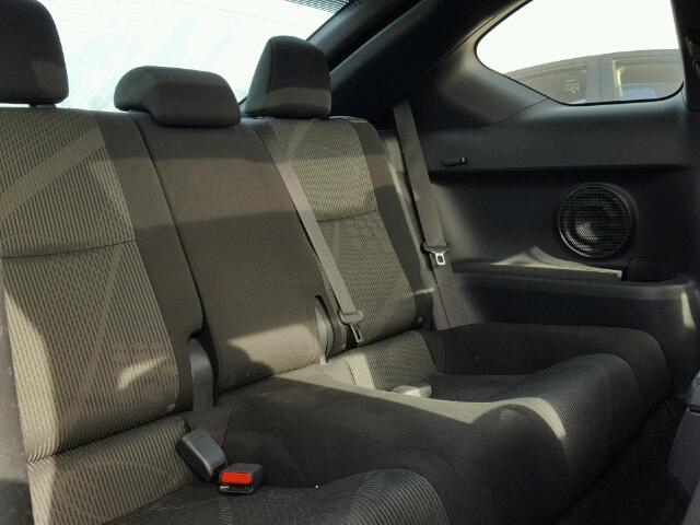 JTKJF5C78D3045483 - 2013 TOYOTA SCION TC 栗色 照片 6