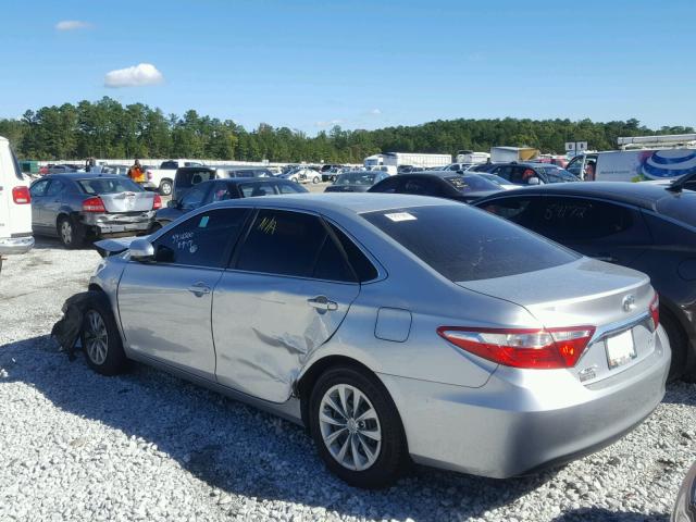 4T1BF1FK0HU342800 - 2017 TOYOTA CAMRY LE SILVER photo 3