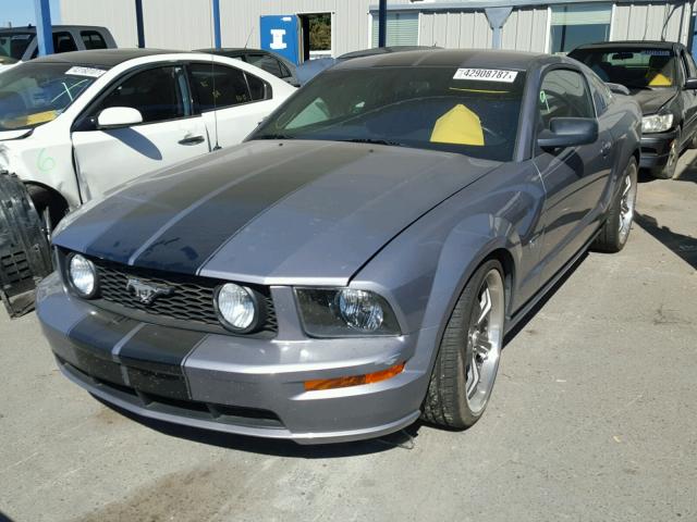 1ZVHT82HX65175523 - 2006 FORD MUSTANG GT GRAY photo 2