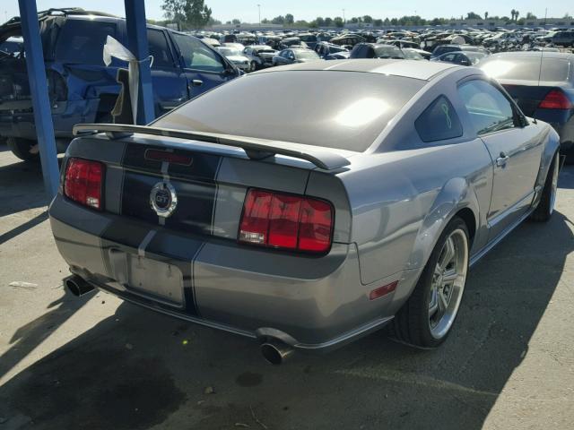 1ZVHT82HX65175523 - 2006 FORD MUSTANG GT GRAY photo 4