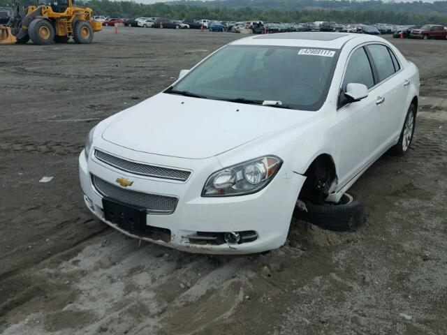 1G1ZG5E7XCF336318 - 2012 CHEVROLET MALIBU LTZ WHITE photo 9