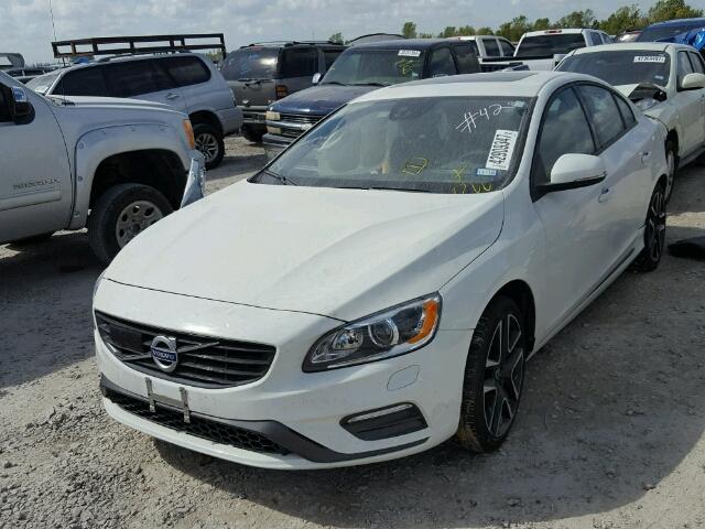 YV126MFL8H2424830 - 2017 VOLVO S60 WHITE photo 2