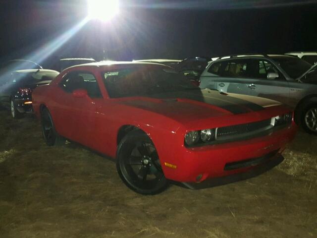 2B3LJ44VX9H620923 - 2009 DODGE CHALLENGER RED photo 1