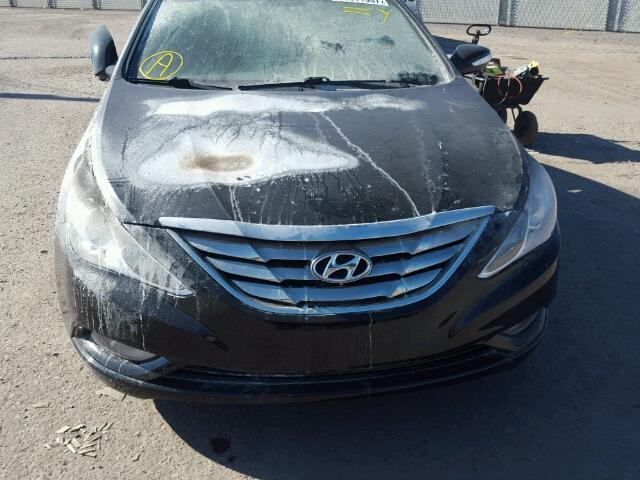 5NPEC4AC5DH599628 - 2013 HYUNDAI SONATA SE BLACK photo 9