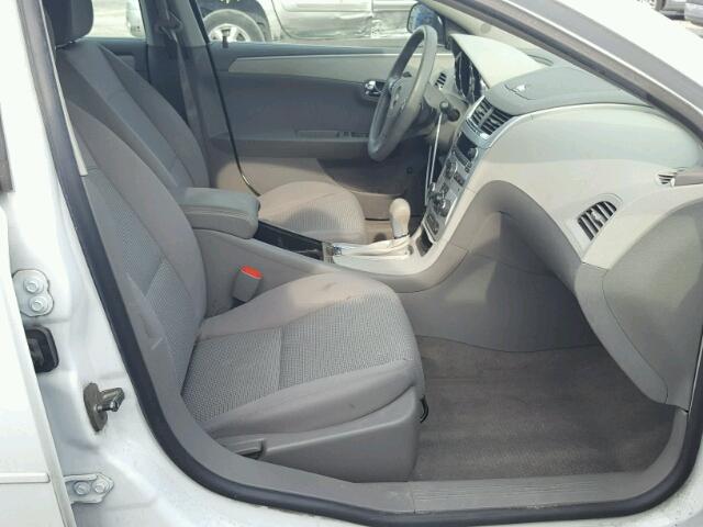 1G1ZH57B59F221259 - 2009 CHEVROLET MALIBU 1LT 白色 照片 5