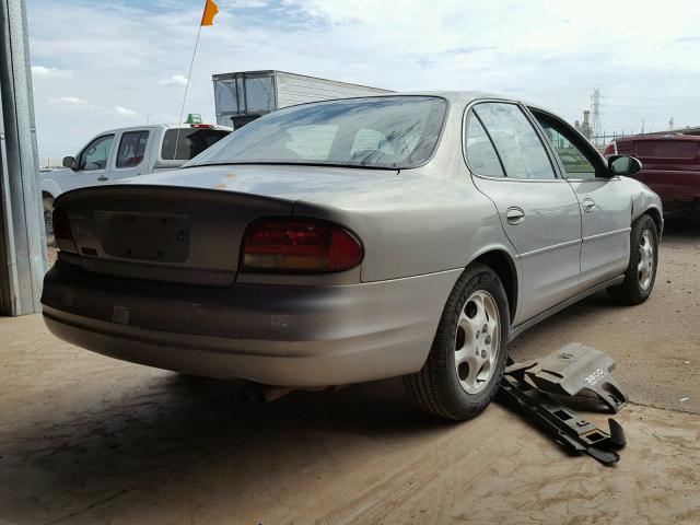 1G3WH52K7WF318069 - 1998 OLDSMOBILE INTRIGUE SILVER photo 4