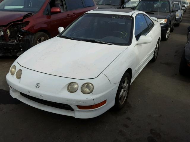 JH4DC2386WS003096 - 1998 ACURA INTEGRA GS WHITE photo 2