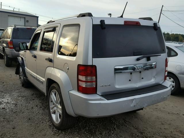 1J4PN2GK2BW591929 - 2011 JEEP LIBERTY SILVER photo 3