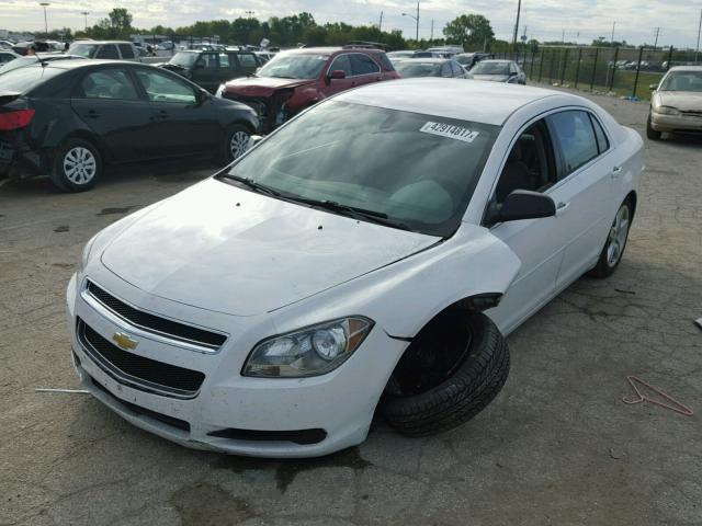 1G1ZB5E07CF179705 - 2012 CHEVROLET MALIBU WHITE photo 2