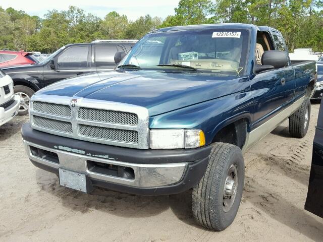 3B7KF2360XG125699 - 1999 DODGE RAM 2500 GREEN photo 2